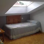 Robles Hotel *