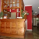Hotel Robles *