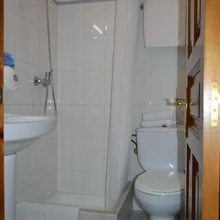 Hotel Robles