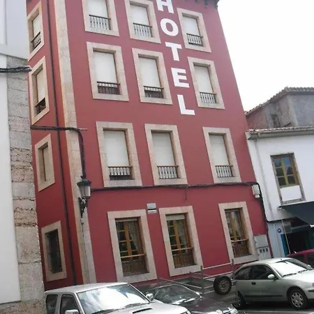Robles Hotel