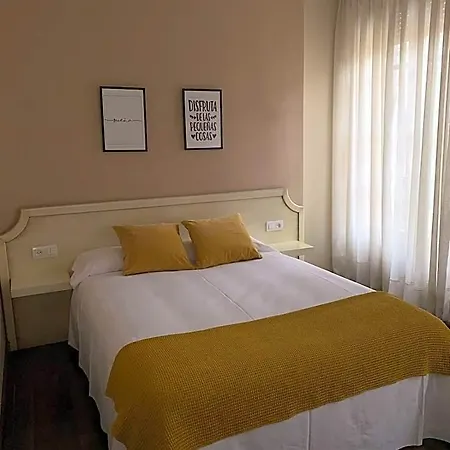 Hotel Robles