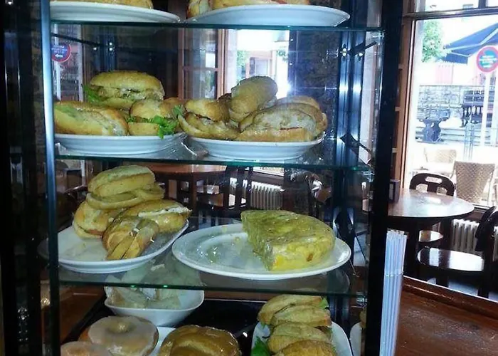 Robles מלון Onís